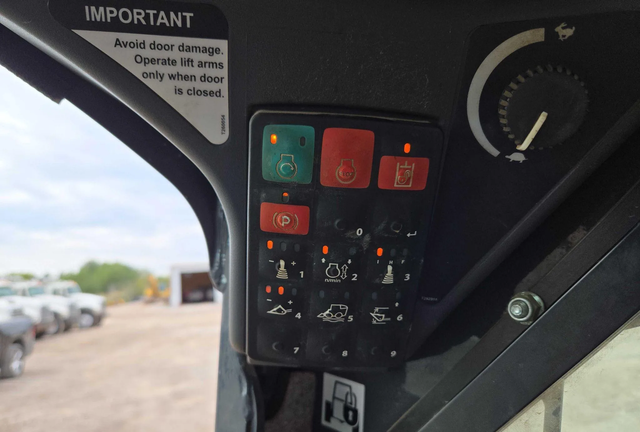 2018 John Deere 333G