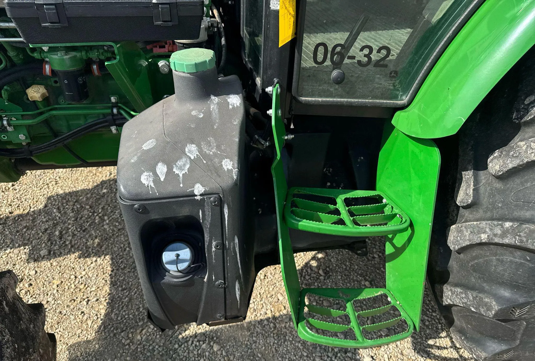 2019 John Deere 5100E