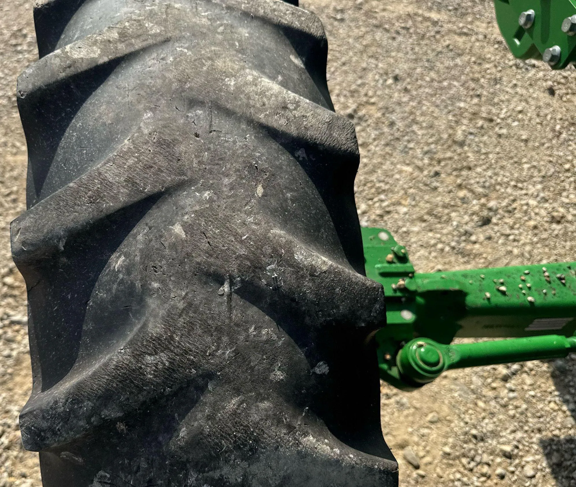 2019 John Deere 5100E