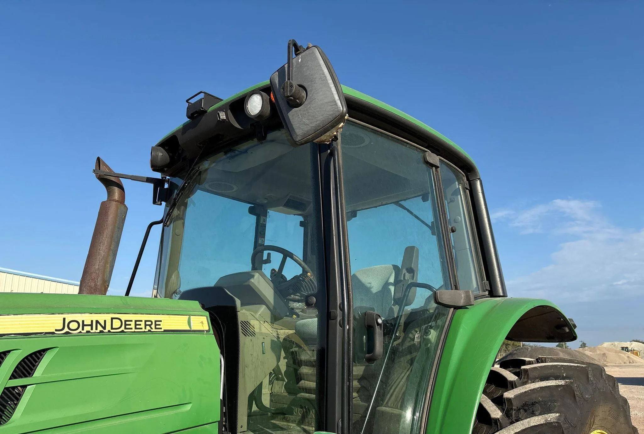 2016 John Deere 6120M