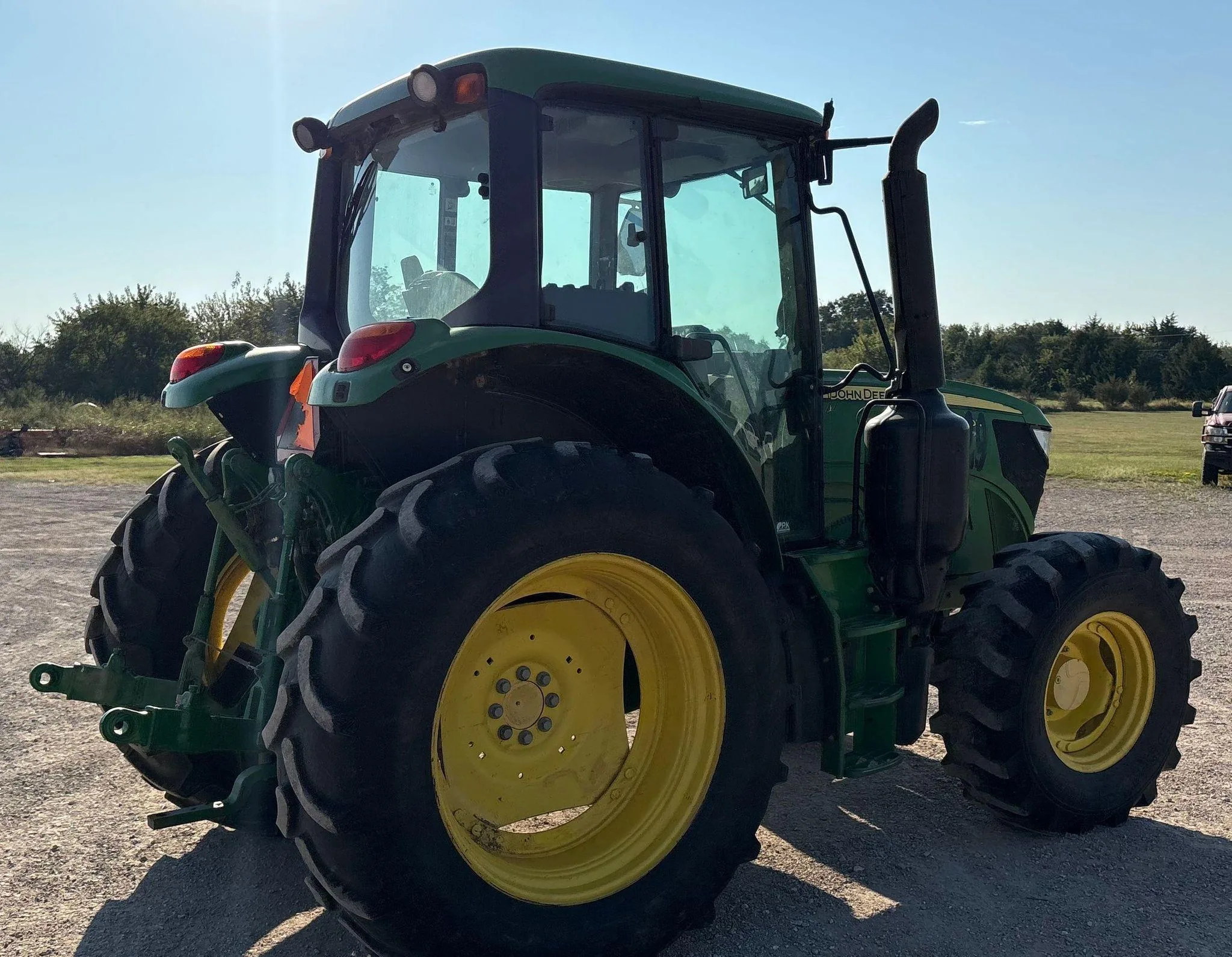 2016 John Deere 6120M