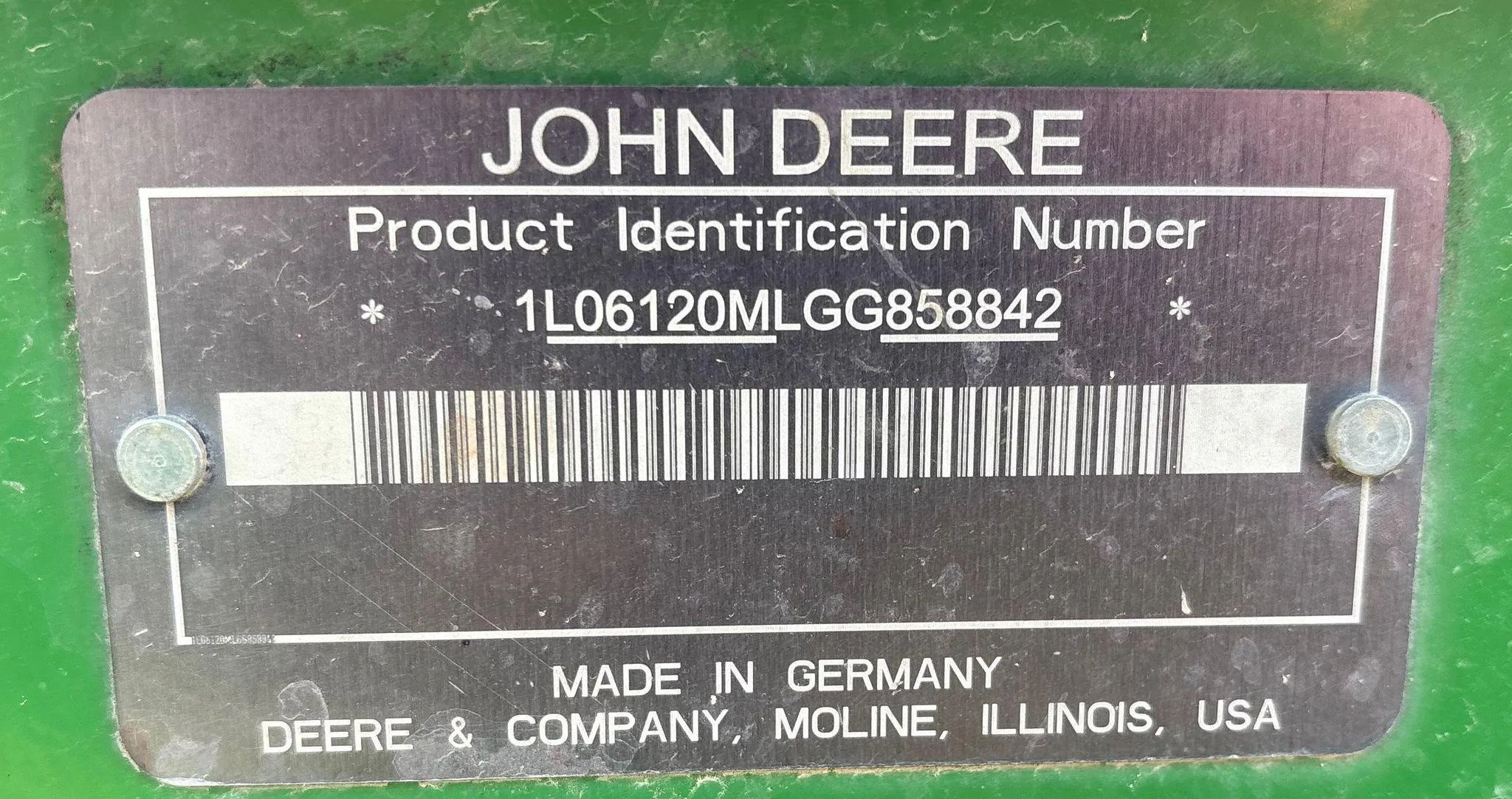 2016 John Deere 6120M