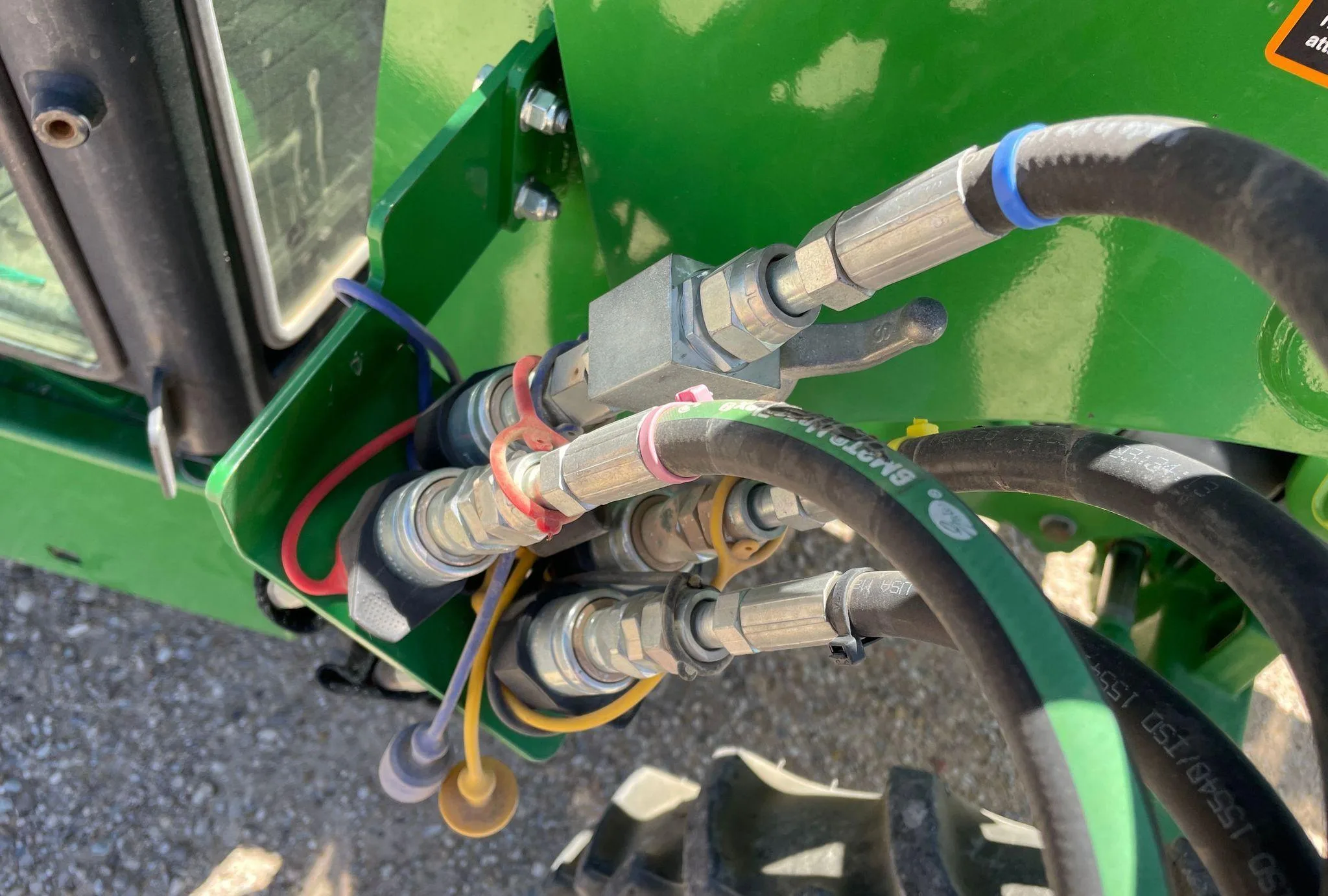 2018 John Deere 5075E