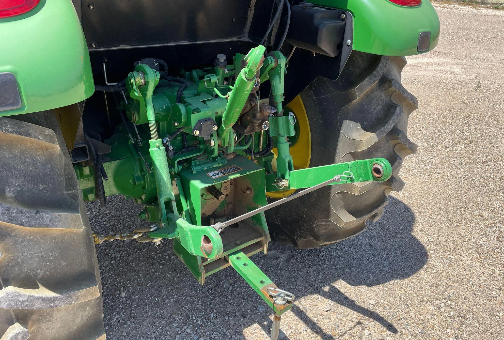 2018 John Deere 5075E