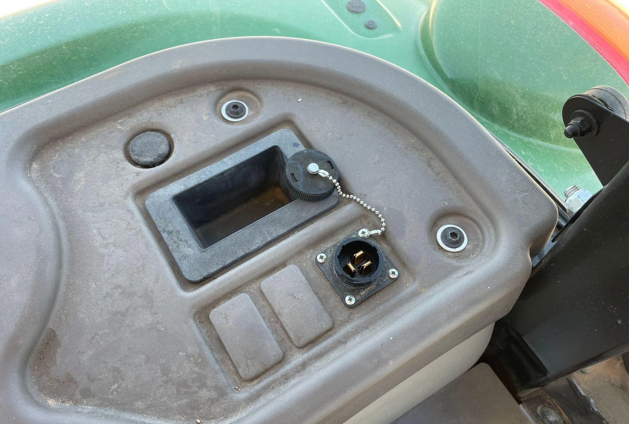 2018 John Deere 5075E