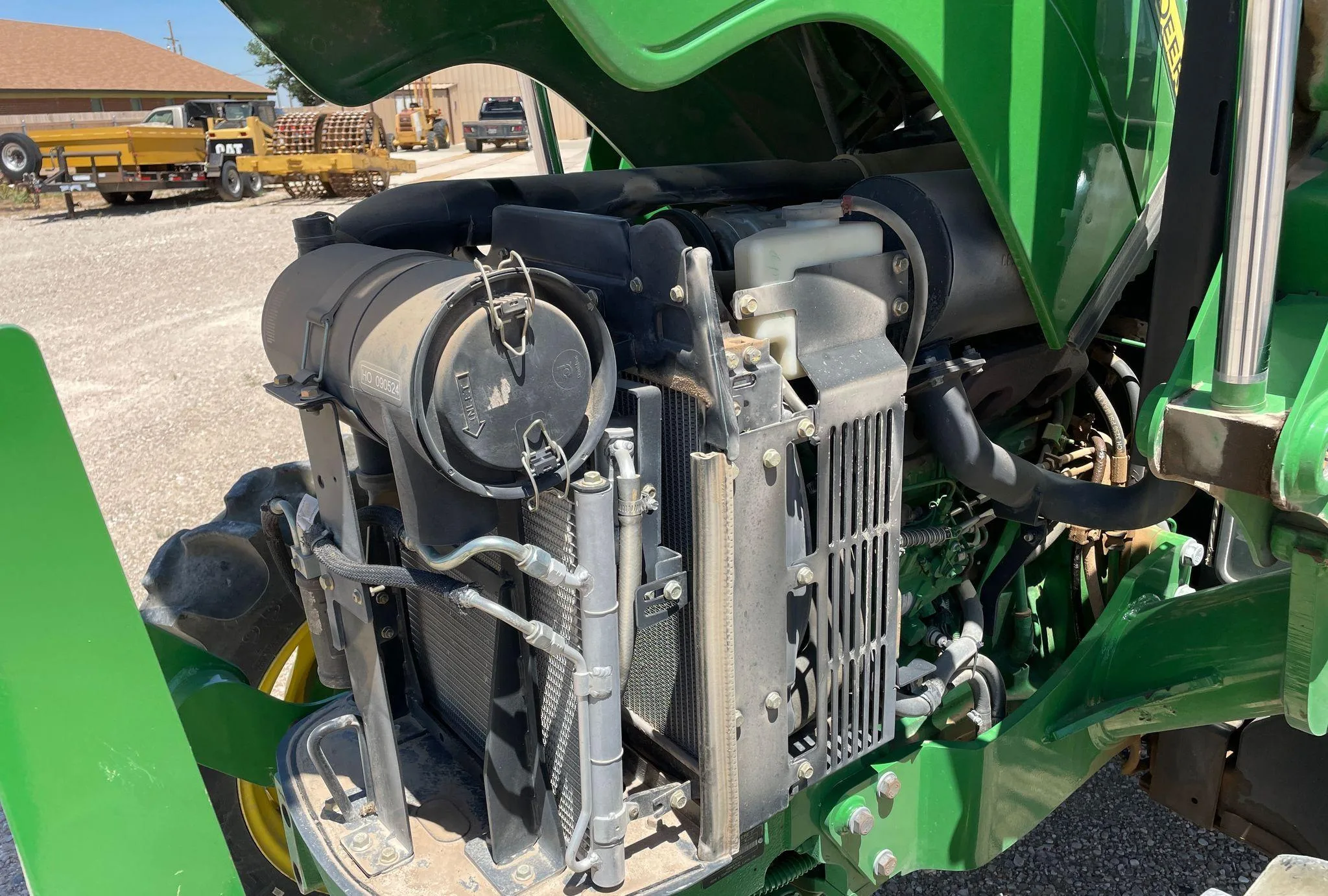 2018 John Deere 5075E
