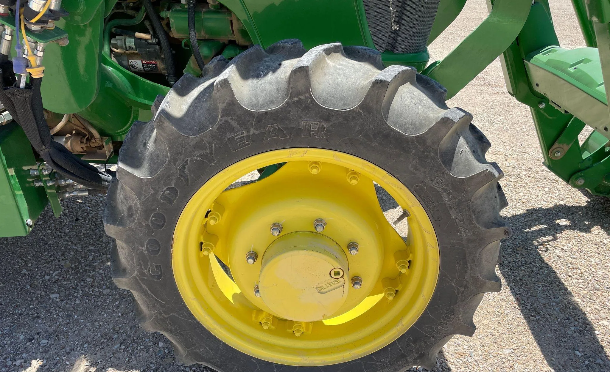 2018 John Deere 5075E