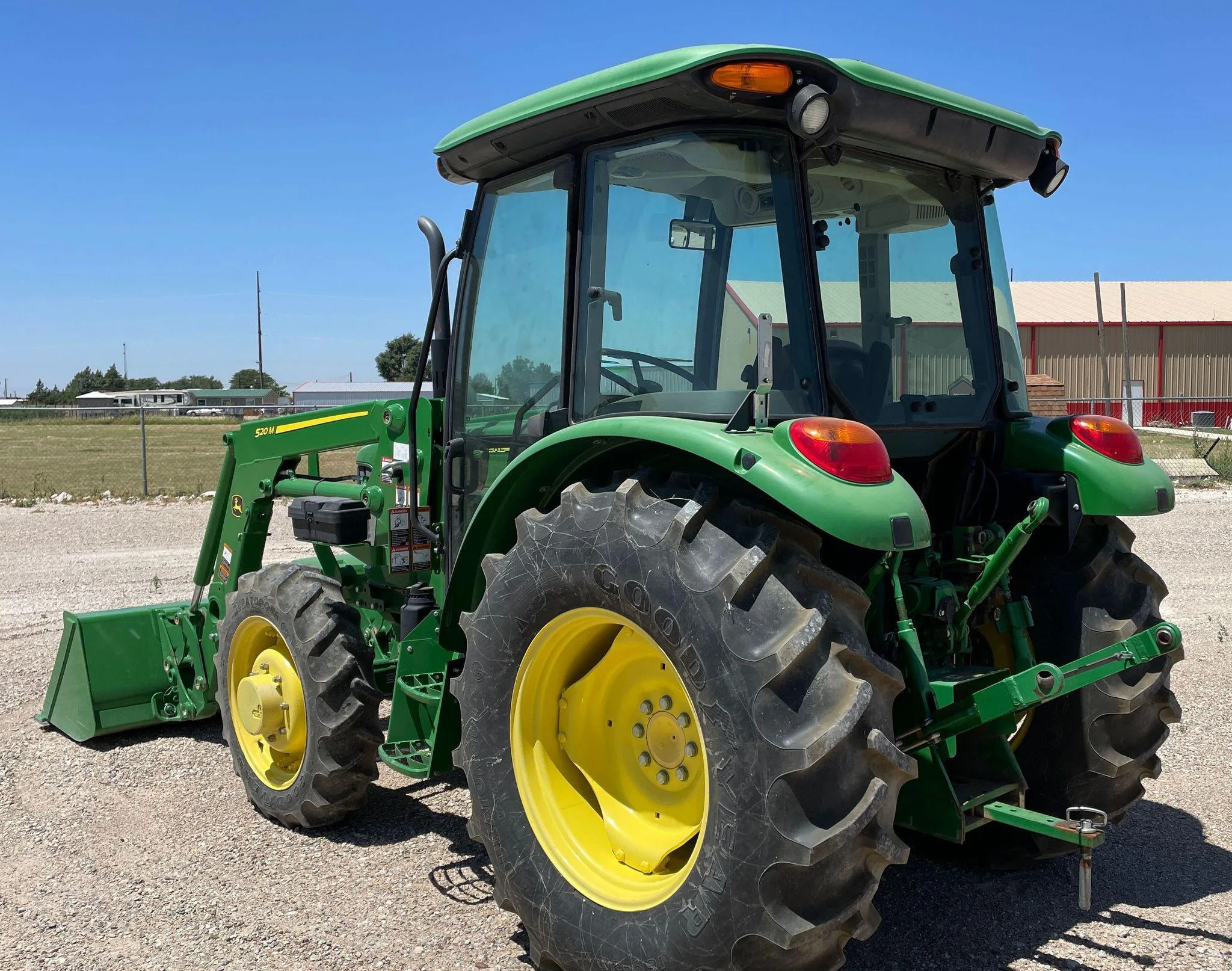 2018 John Deere 5075E