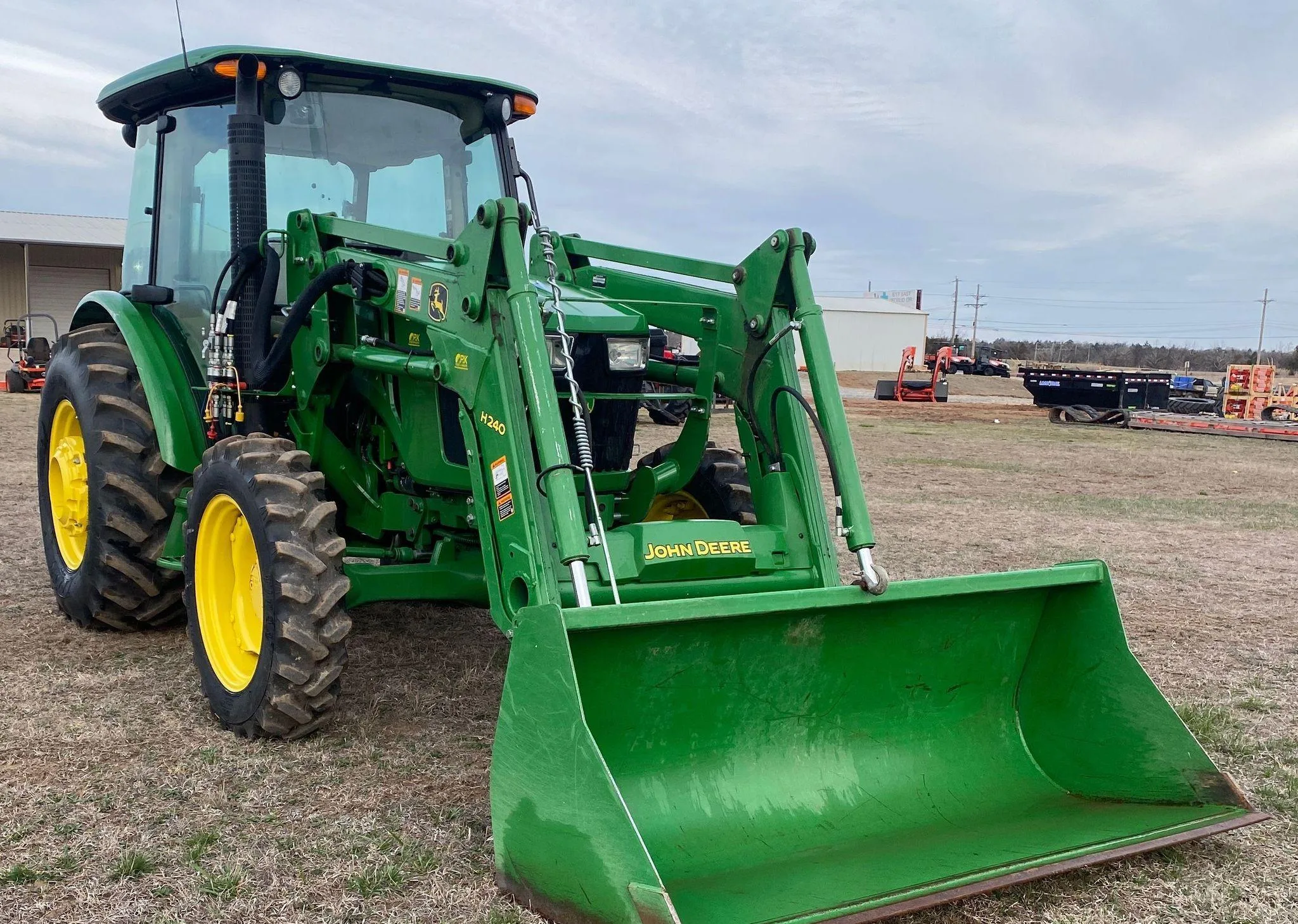 2017 John Deere 5065E