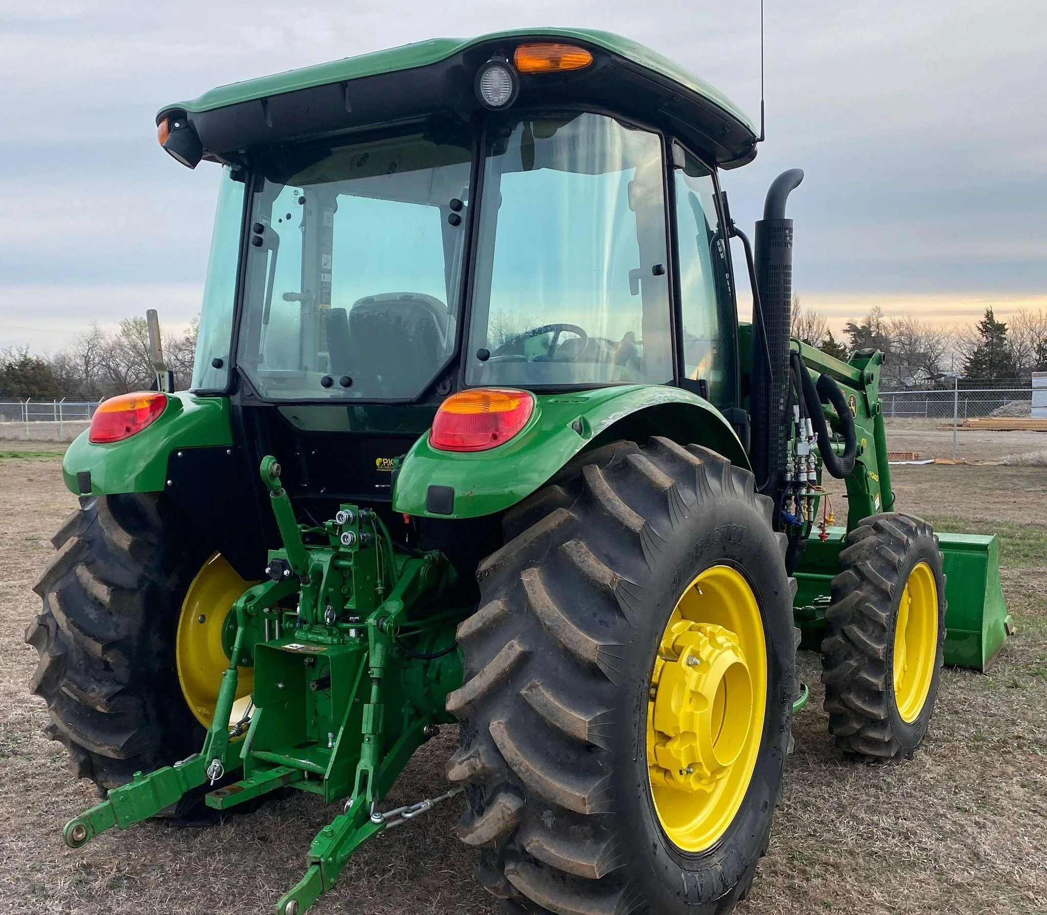 2017 John Deere 5065E